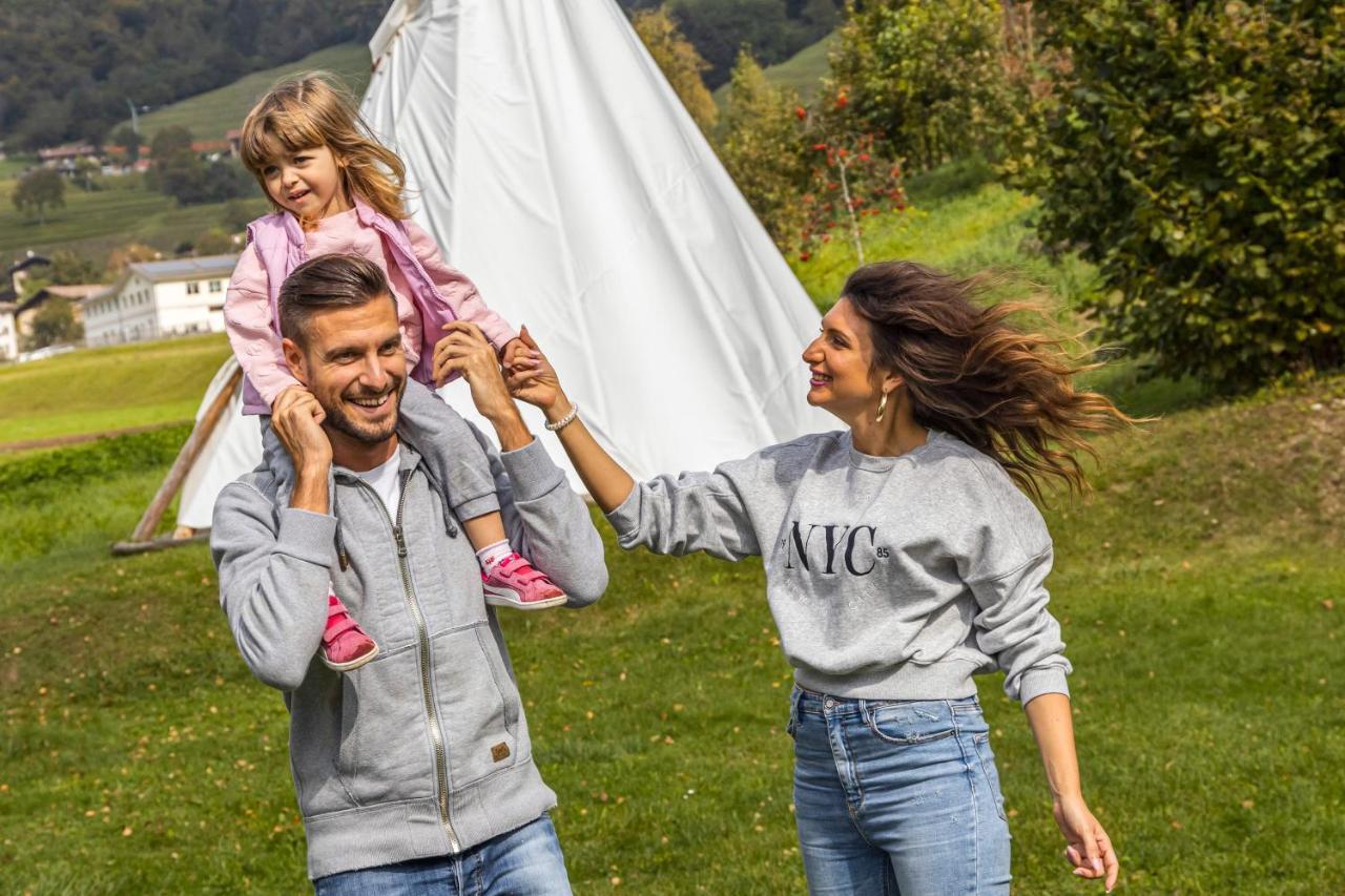Family Hotel Adriana Bezzecca Eksteriør bilde